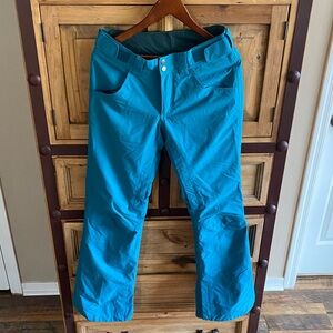 The North Face Women's Teal Cargo Pants/ Snow